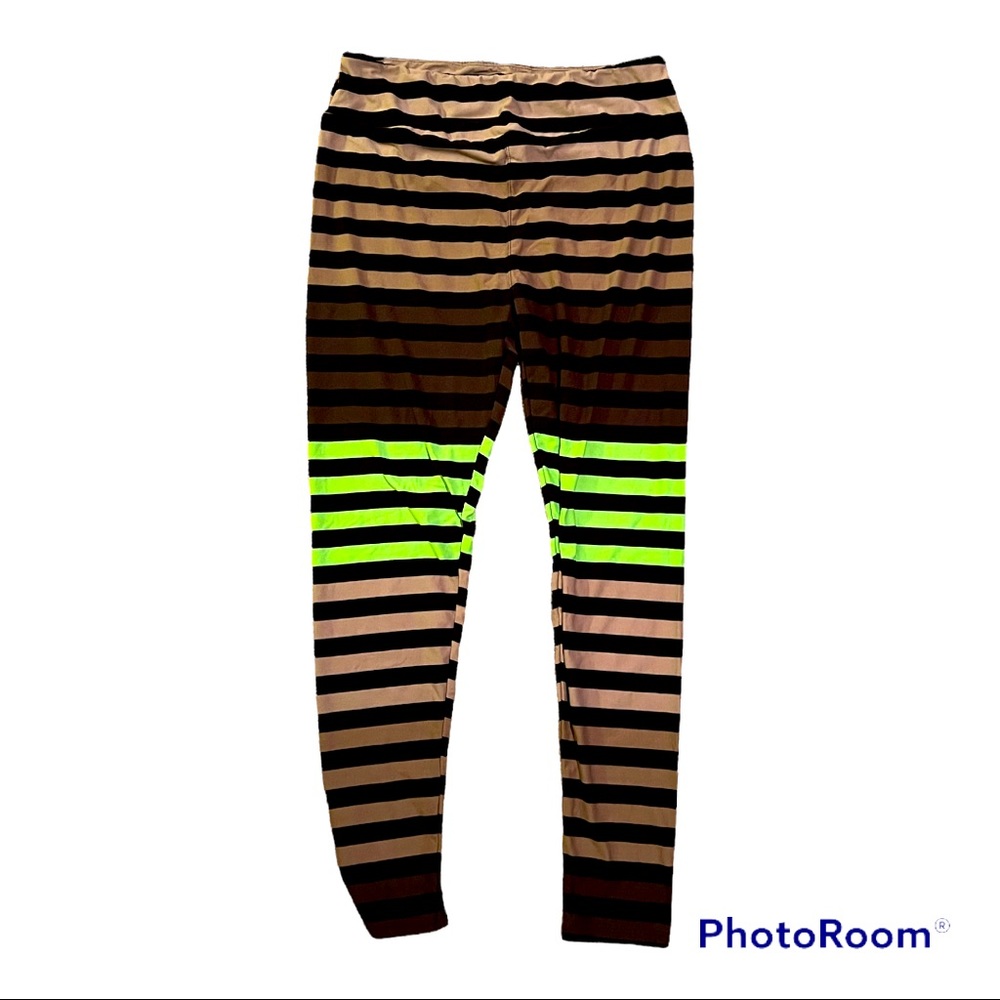 Lularoe- Stripped Leggings